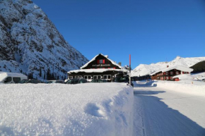 Гостиница Gasthof Auerhahn, Лех-На-Арльберге